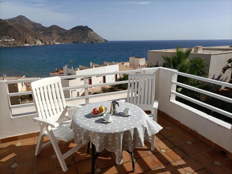 Aparta hotel vista al mar