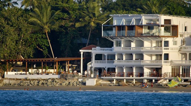 Ultra Infinity Hotel