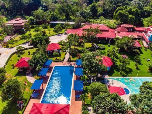 Rancho Guacamayo Hotel & Restaurante